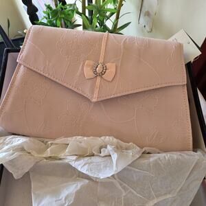 NWT Champagne Italy blush with ribbon snap purse, AS IS see photos 2